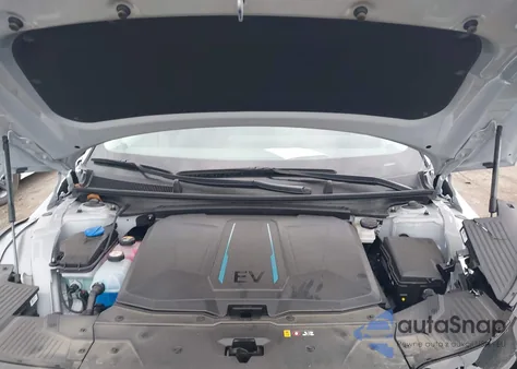 2024 Hyundai Ioniq 5 Sel z USA, uszkodzony, nr VIN KM8KNDDF6RU280959